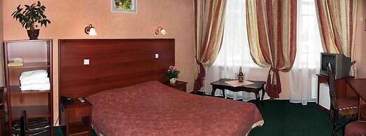 Empire Park Hotel