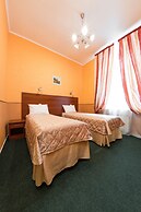 Empire Park Hotel