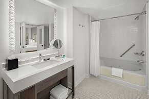 Sheraton Duluth Hotel