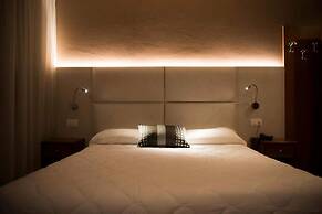 Hotel Everest