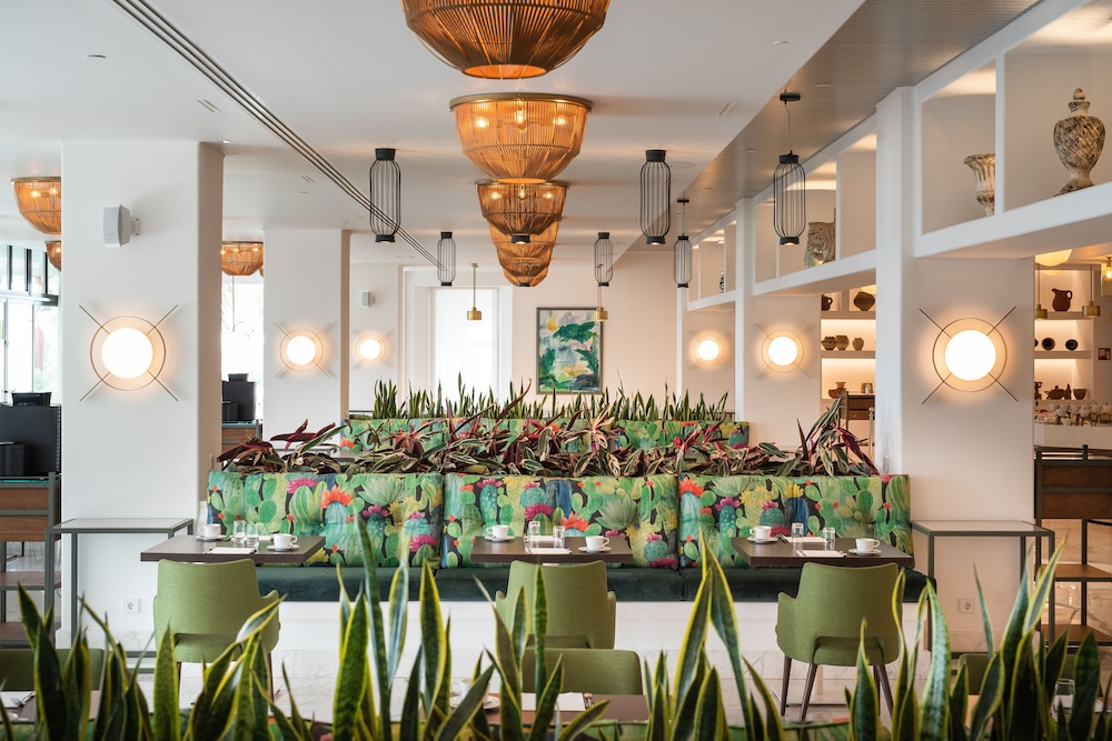 Hotel Fariones