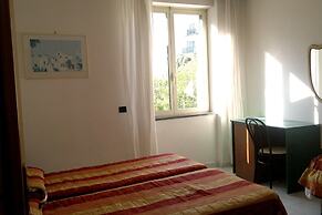 Hotel Eden
