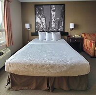 Super 8 by Wyndham Barrie South