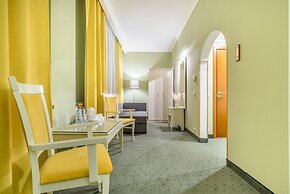 Suleiman Palace Hotel