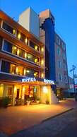Hotel Royal Inn