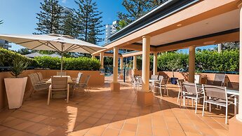 San Mateo on Broadbeach