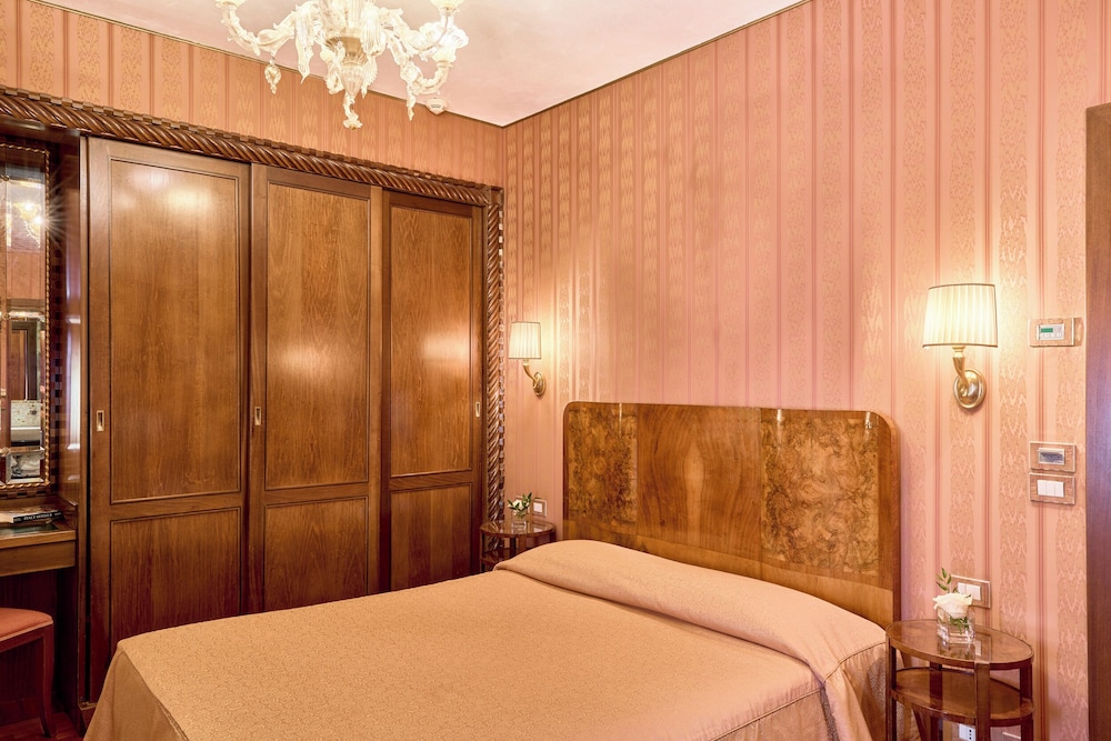 Hotel Palazzo Stern