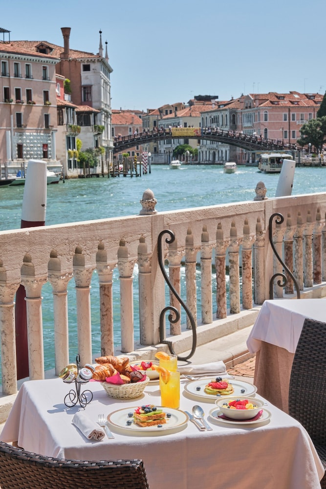 Hotel Palazzo Stern