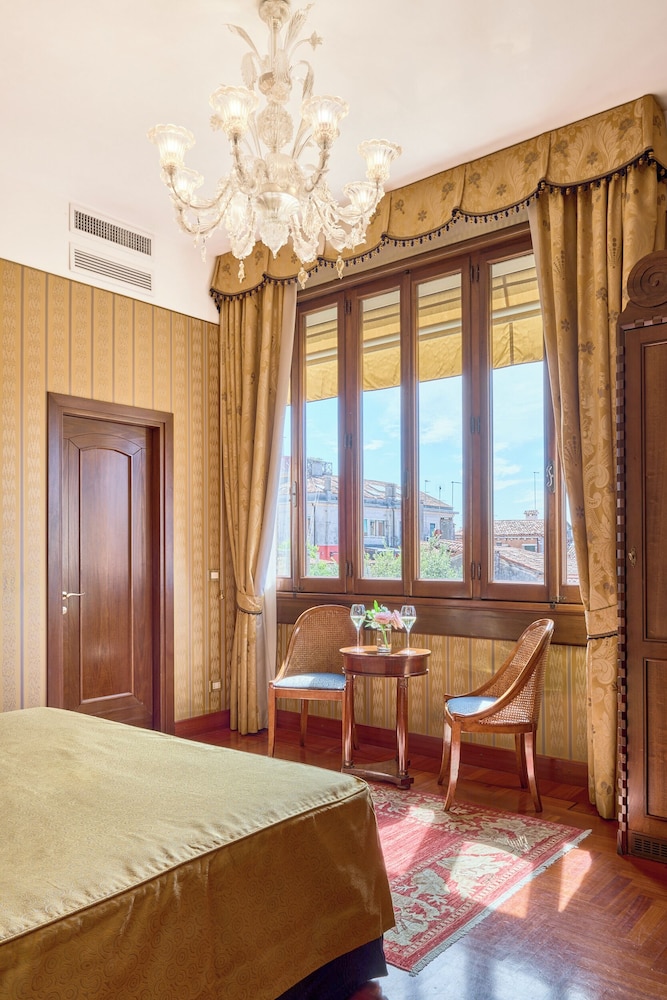 Hotel Palazzo Stern