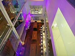 Le Fenix Sukhumvit