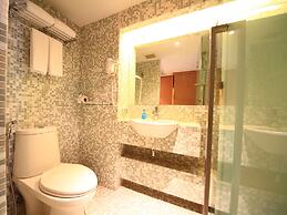 Le Fenix Sukhumvit