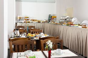 Attalos Hotel