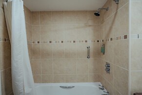 Corr's Corner Hotel
