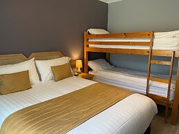 Exeter Court Hotel