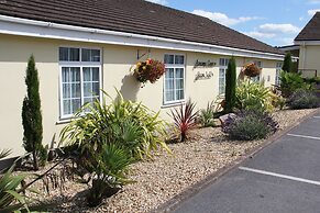 Exeter Court Hotel