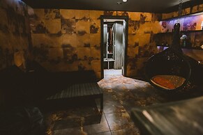 Hanza Hotel