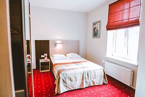 Hanza Hotel