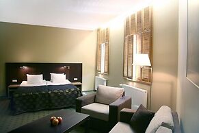 Hanza Hotel