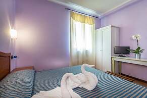 Hotel Real