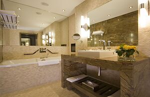 Radisson Blu Royal Hotel, Dublin