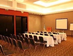 Howard Johnson by Wyndham Resort Pilar
