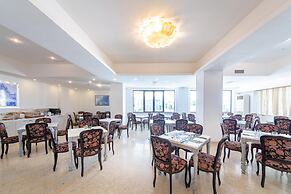 Hotel Sakura, Sure Hotel Collection by Best Western