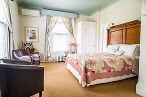 Auberge McGee's Inn