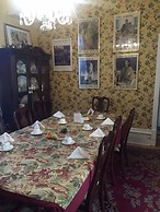 Auberge McGee's Inn