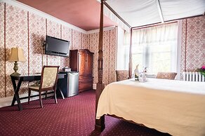 Auberge McGee's Inn