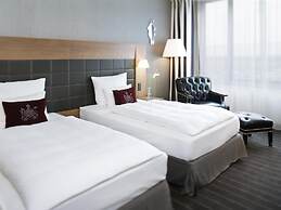 Mövenpick Hotel Stuttgart Airport