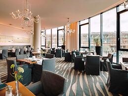 Mövenpick Hotel Stuttgart Airport