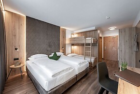 Vitaurina Royal Hotel