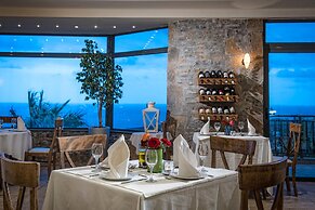 Happy Cretan Suites