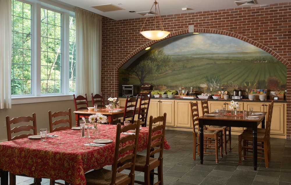 Lake Opechee Inn and Spa