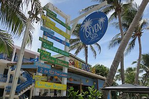 Seven Seas Resort