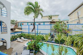 Seven Seas Resort