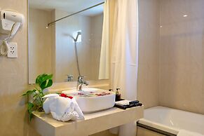 Aurora Riverside Hotel and Spa