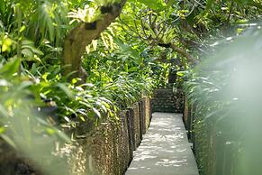 Kuta Seaview Beach Resort