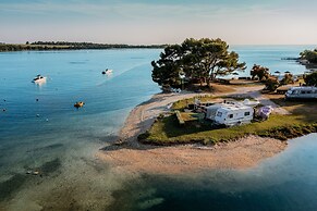 Solaris Residence - Naturist