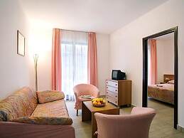 Solaris Residence - Naturist
