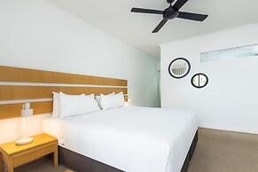 Oaks Port Douglas Resort