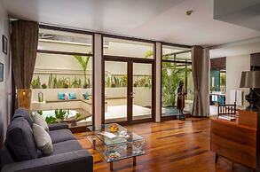 Heritage Suites Hotel