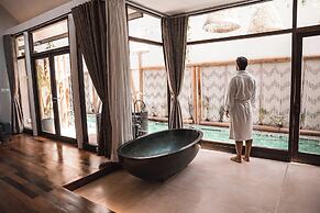 Heritage Suites Hotel
