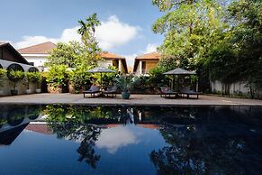 Heritage Suites Hotel