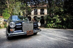 Heritage Suites Hotel