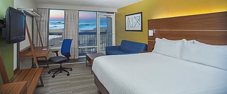 Holiday Inn Express Nags Head Oceanfront by IHG