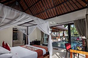 Santi Mandala Villa & Spa