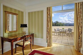Powerscourt Hotel, Autograph Collection