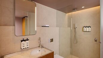 Hotel Indigo Sydney Potts Point by IHG