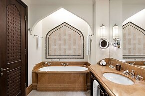 Shangri-La, Qaryat Al Beri, Abu Dhabi